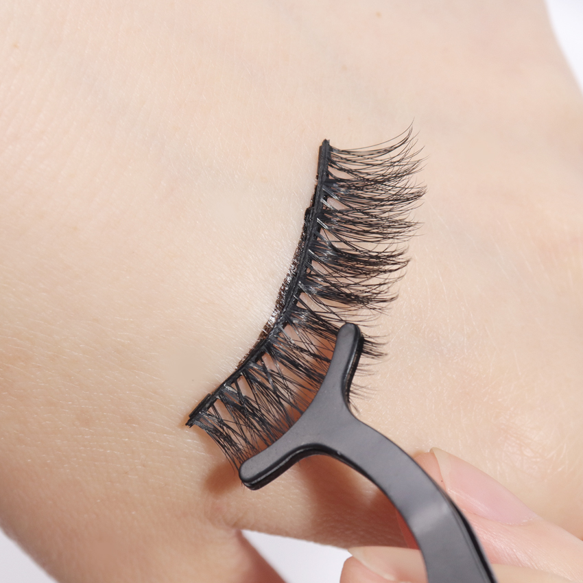 Global Boutique™ Magnetische Wimpern | 3 Paare mit Eyeliner (2+1 KOSTENLOS)